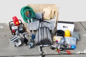 Manual drilling kit, rotary jetting