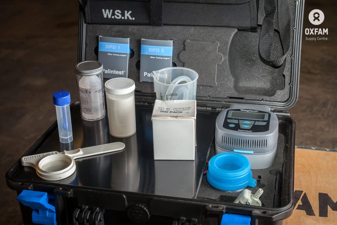 Water Testing kit, Microbiological with Battery Oxfam Supply Centre